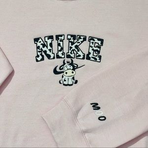Cow embroidered sweatshirt